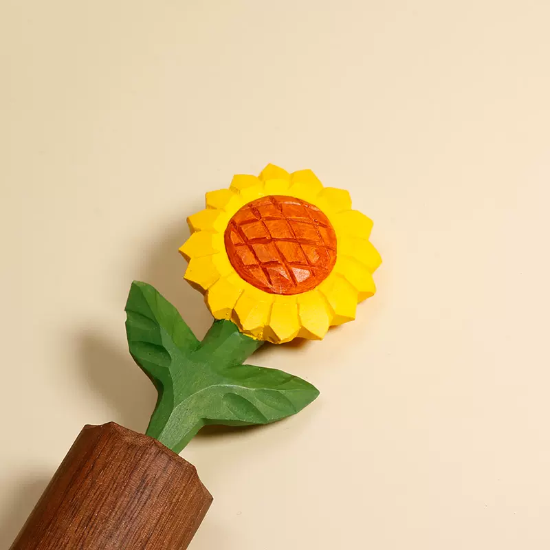 Handcrafted Wooden Sunflower Decor - Uplifting Desk Ornament and Thoughtful Gift for Home and Office