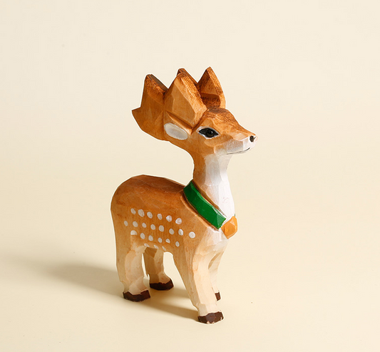 Adorable Handcrafted Wooden Giraffe Figurine - Perfect for Kids' Room Decor and Animal Lovers
